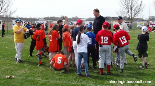 Pitcher Roger Mason talking to the kids