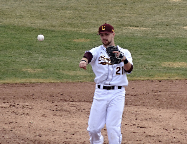 16918985905_076785992e_z