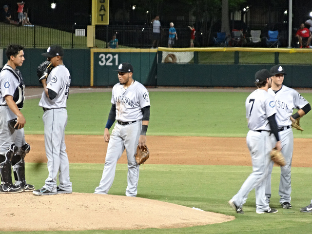 16551664254_a2455e7c34_z