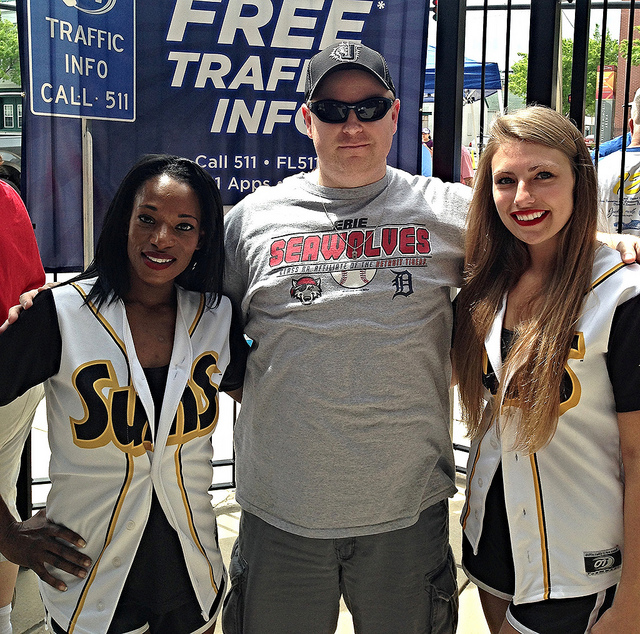 16940118638_bce5c57359_z