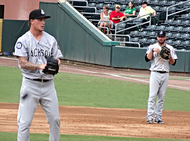 17148081126_9d1bdb3e72_z