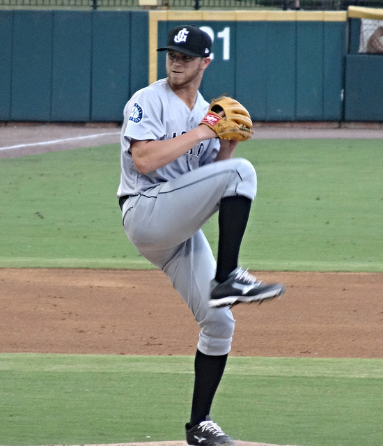 17172463692_dd10da400f_z