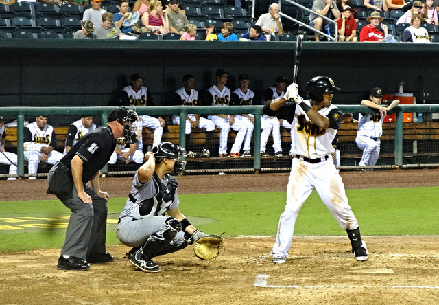 17173476371_d7f8f4b2d9_z