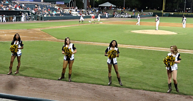 17174067185_1c3ab9d814_z