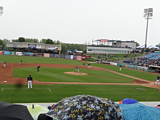 18060215075_7a25f324ff_z