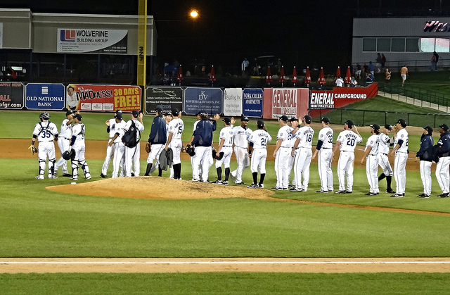 21501497692_af6a10ed8b_z