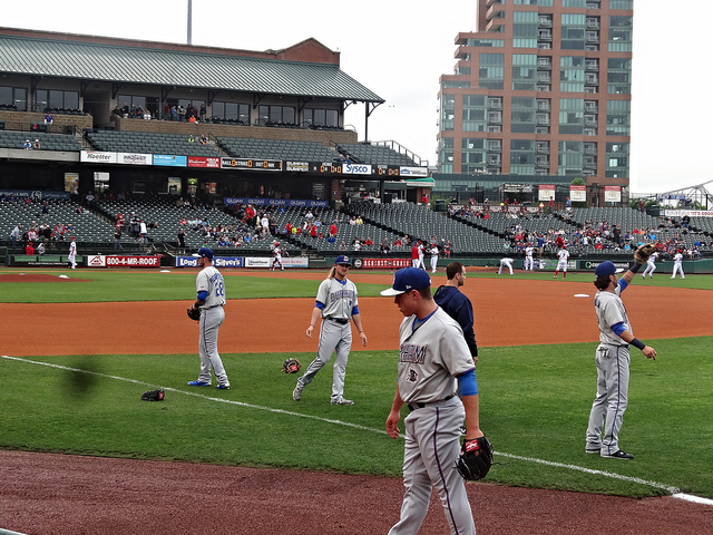 26739859515_019bd9f970_z