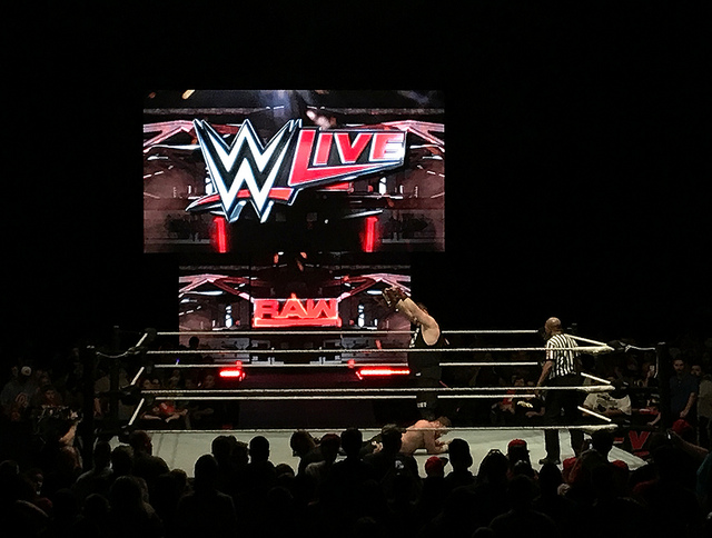 29108772143_96b51c53aa_z